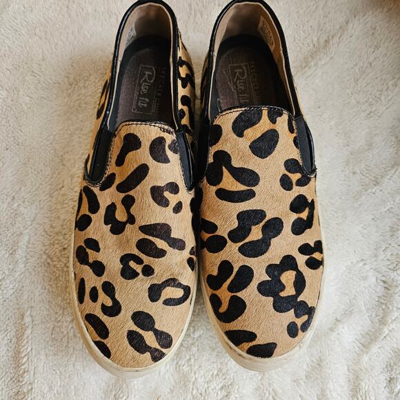 Skechers Women Street Uplift Wild Thang Leopard Slip On Flatform Sneakers 9.5 - Picture 2 of 8